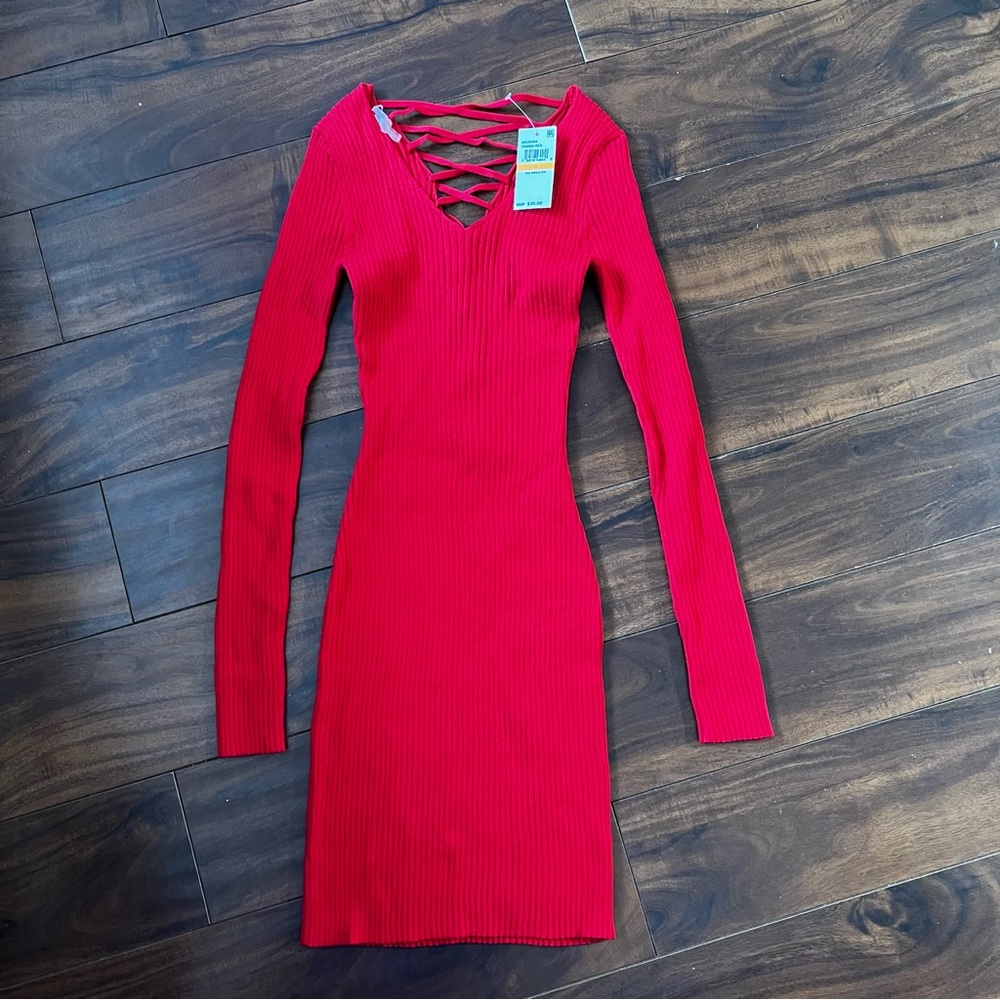 Planet Gold Red V-Neck Bodycon Dress